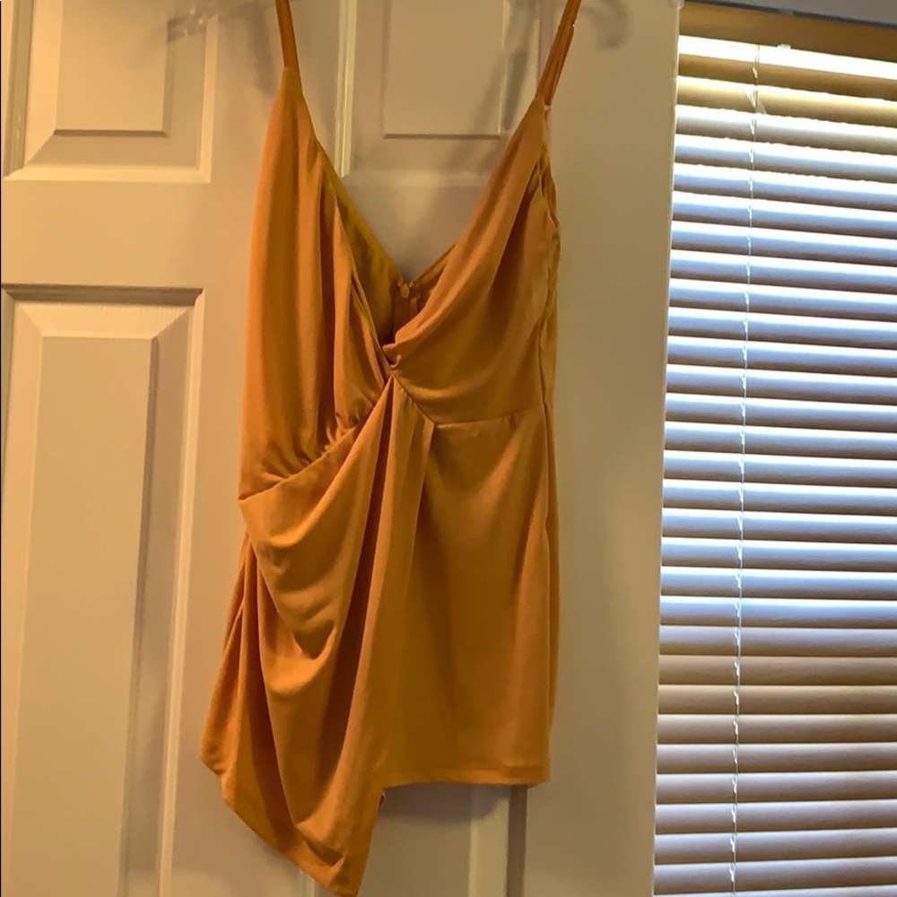 Romper never worn